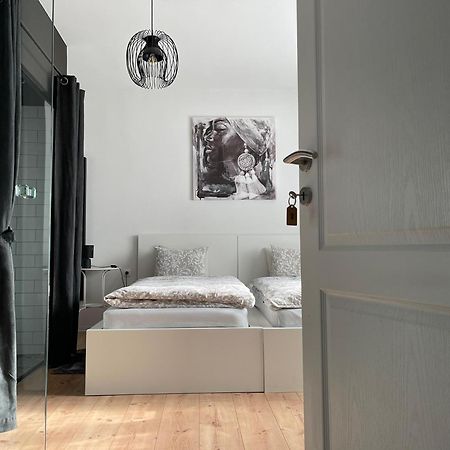 4 Stars Rooms Near Airport Scitarjevo Luaran gambar